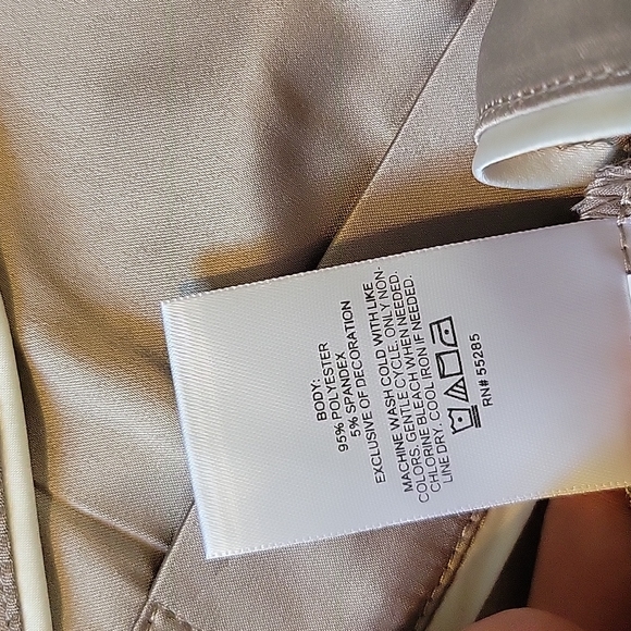 NWT Express Satin Button Up Shirt M - Picture 3 of 4